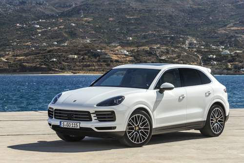Porsche hatte den neuen Cayenne zunächst nur als Benziner angeboten