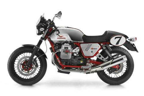 Die Moto Guzzi V7 Racer soll sportliche Fahrer ansprechen