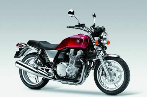 Mit der Honda CB 1100 erfüllt der japanische Hersteller die Wünsche vieler Fans