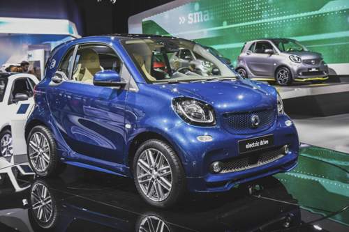 Smart will ab 2020 nur noch Elektroautos verkaufen. Auf der IAA steht die aktuelle Version des Smart Electric Drive.
