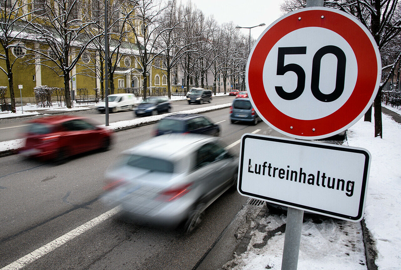 Die Bundesregierung und die Bürgermeister von fünf "Modellstädten zur Luftreinhaltung" beraten über Konzepte für bessere Luft