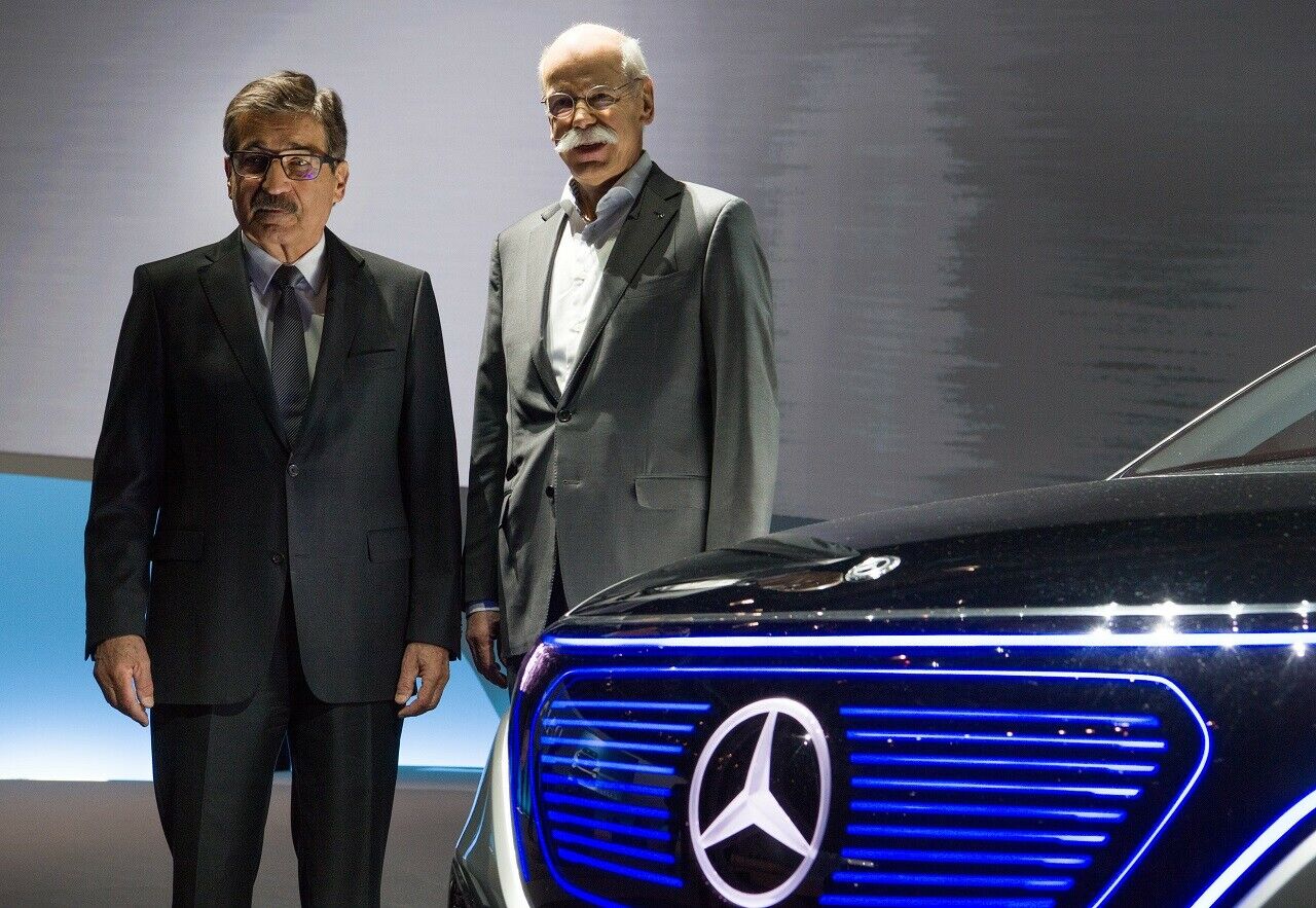 Aufsichtsrats-Chef Manfred Bischoff und Dieter Zetsche bei der Hauptversammlung 2017
