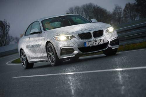 Mit dem Prototypen will BMW vor allem eines zeigen: Auch ein autonomer BMW soll ein dynamisches Auto sein