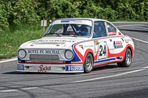 Das Vorbild für den R200 ist die Rallye-Legende Skoda 130 RS