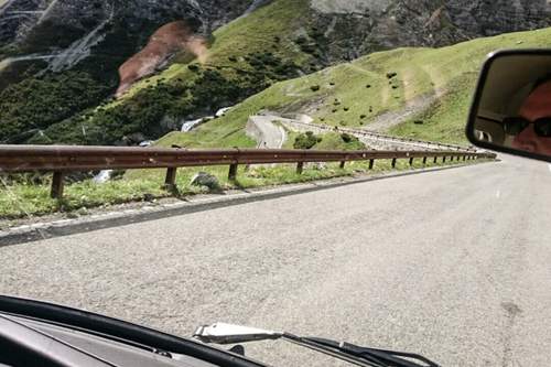 Selbst im Gebirge schaffte der Bulli 240 Kilometer Strecke mit einer Akkuladung