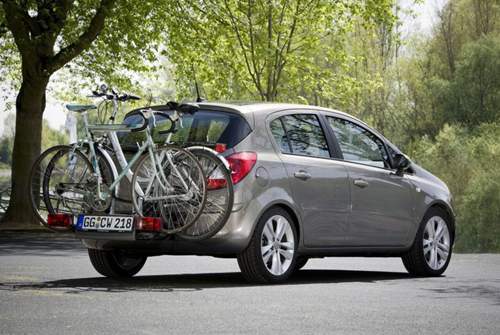 Als praktisches Extra bot Opel für den Corsa einen Fahrradträger zum ausziehen an (Flex Fix)
