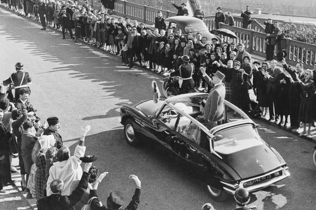 Auch der Präsident Charles de Gaulle schwor auf den großen Citroën, der ihm bei einem Attentat vermutlich das Leben rettete