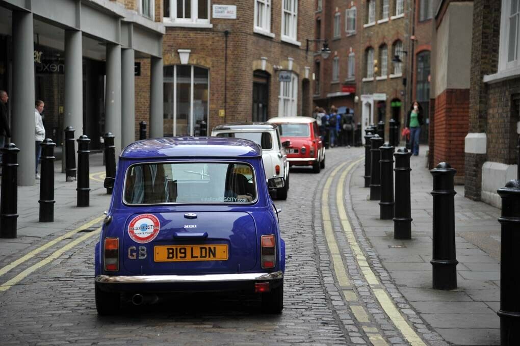 Im Classic-Mini durch London - das passt wie Fish and Chips
