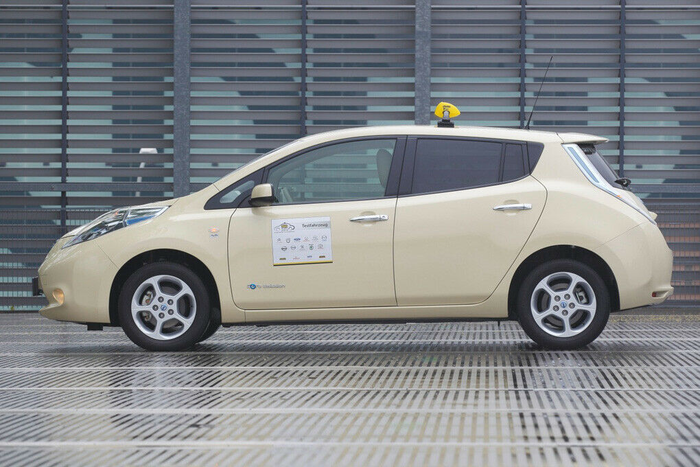 In Amsterdam ist der Nissan Leaf als Taxi unterwegs