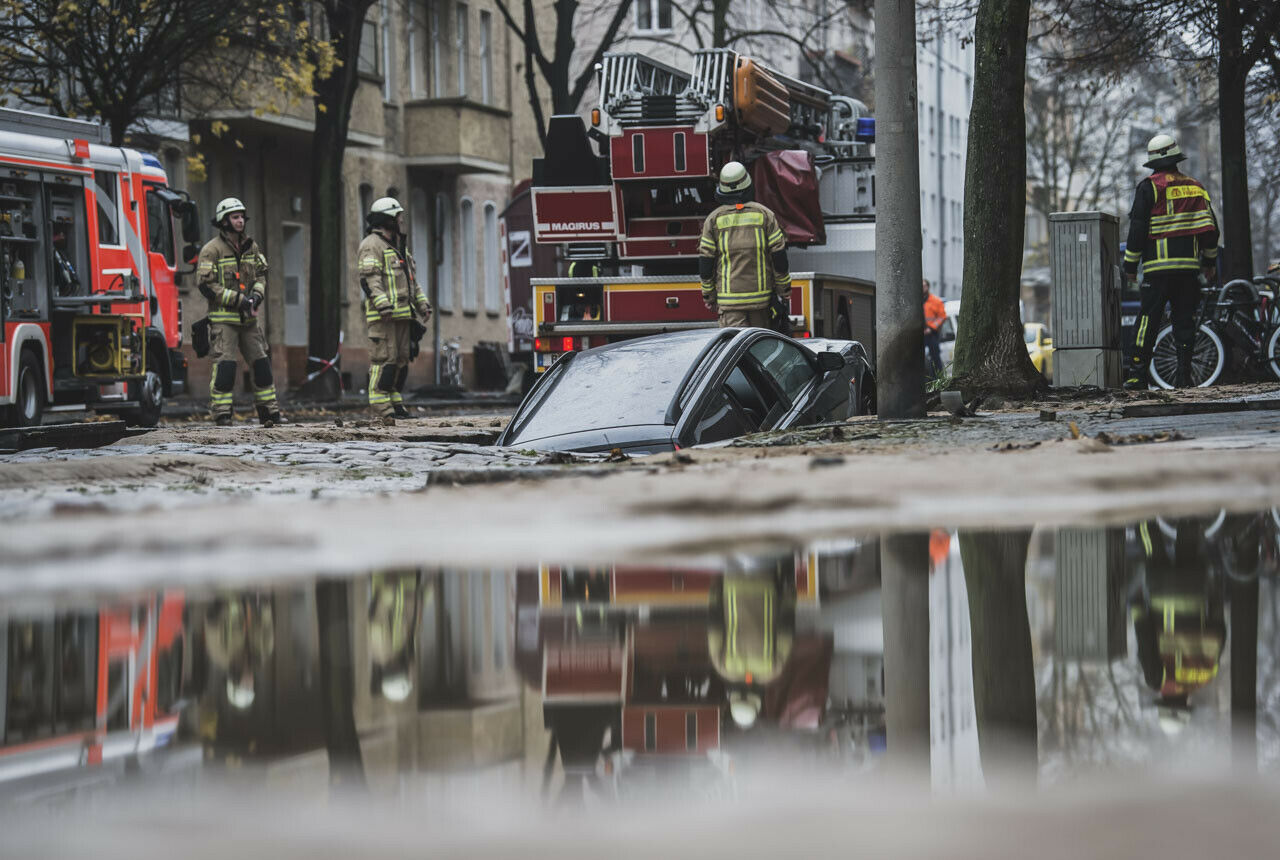 "Hier sieht es aus wie an der Ostsee", kommentiert eine Sprecherin der Wasserbetriebe