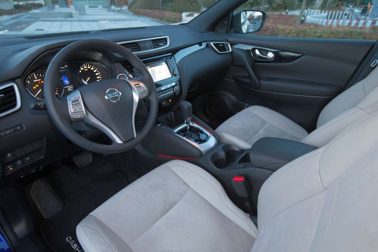 Nissan Qashqai: Cockpit