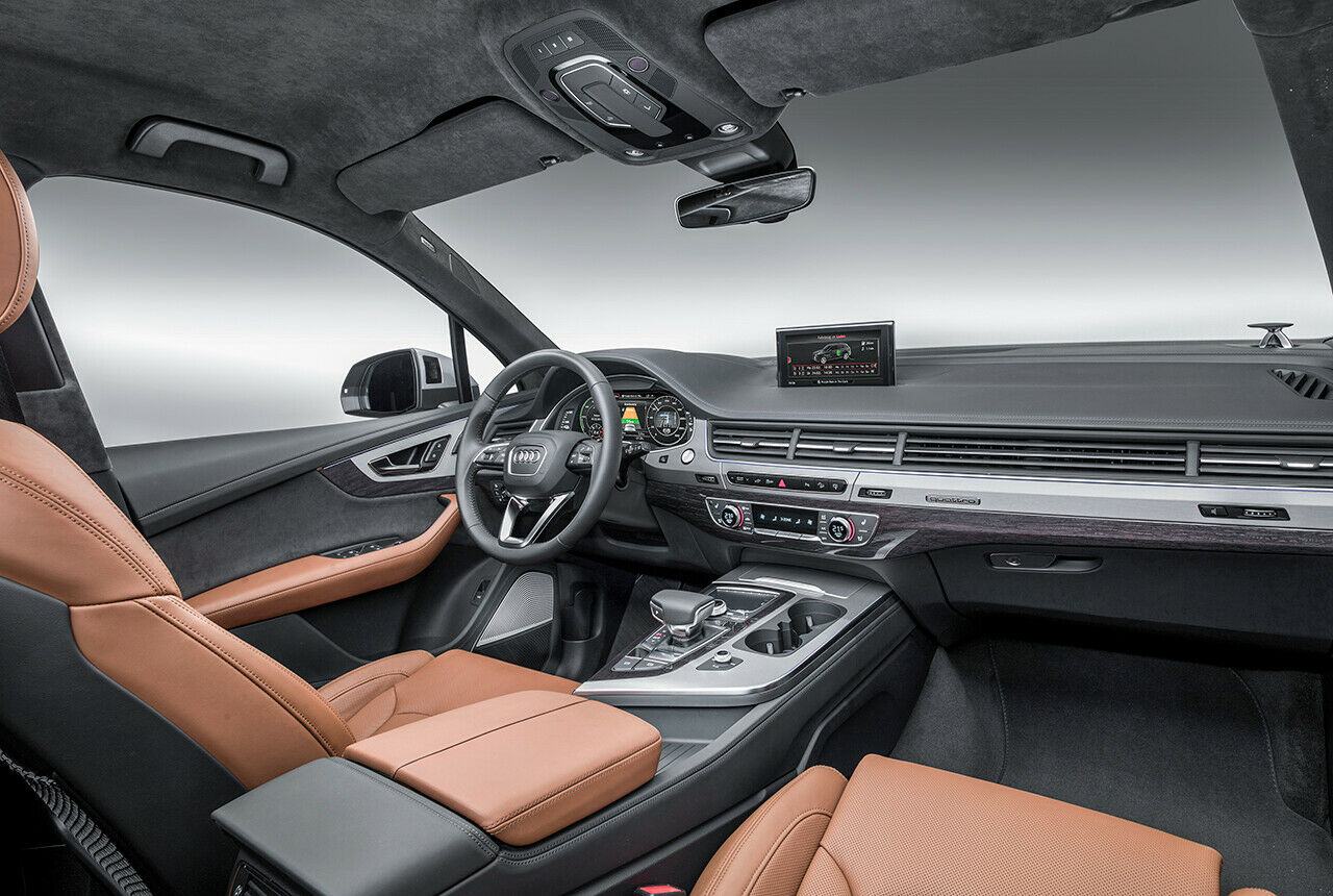 Audi Q7 e-tron: Cockpit