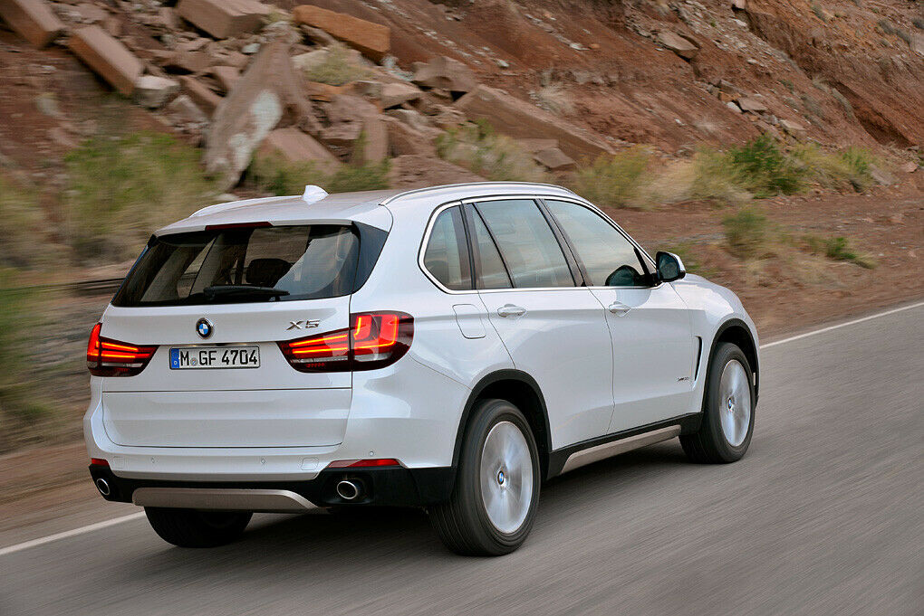 Der X5 verzichtet auf Experimente. Optisch ändert sich wenig, technisch nur das erwartbare.