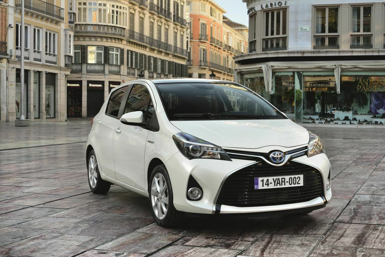Toyota Yaris Facelift 2014