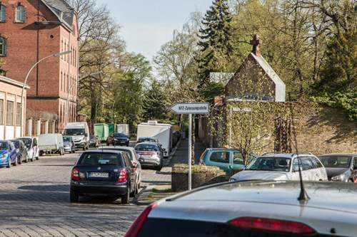 Termine gibt es an den Berliner Zulassungsstellen nur online oder per Telefon