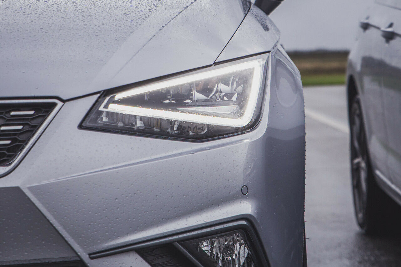 LED-Scheinwerfer gibt es beim Seat Ibiza für knapp 600 Euro
