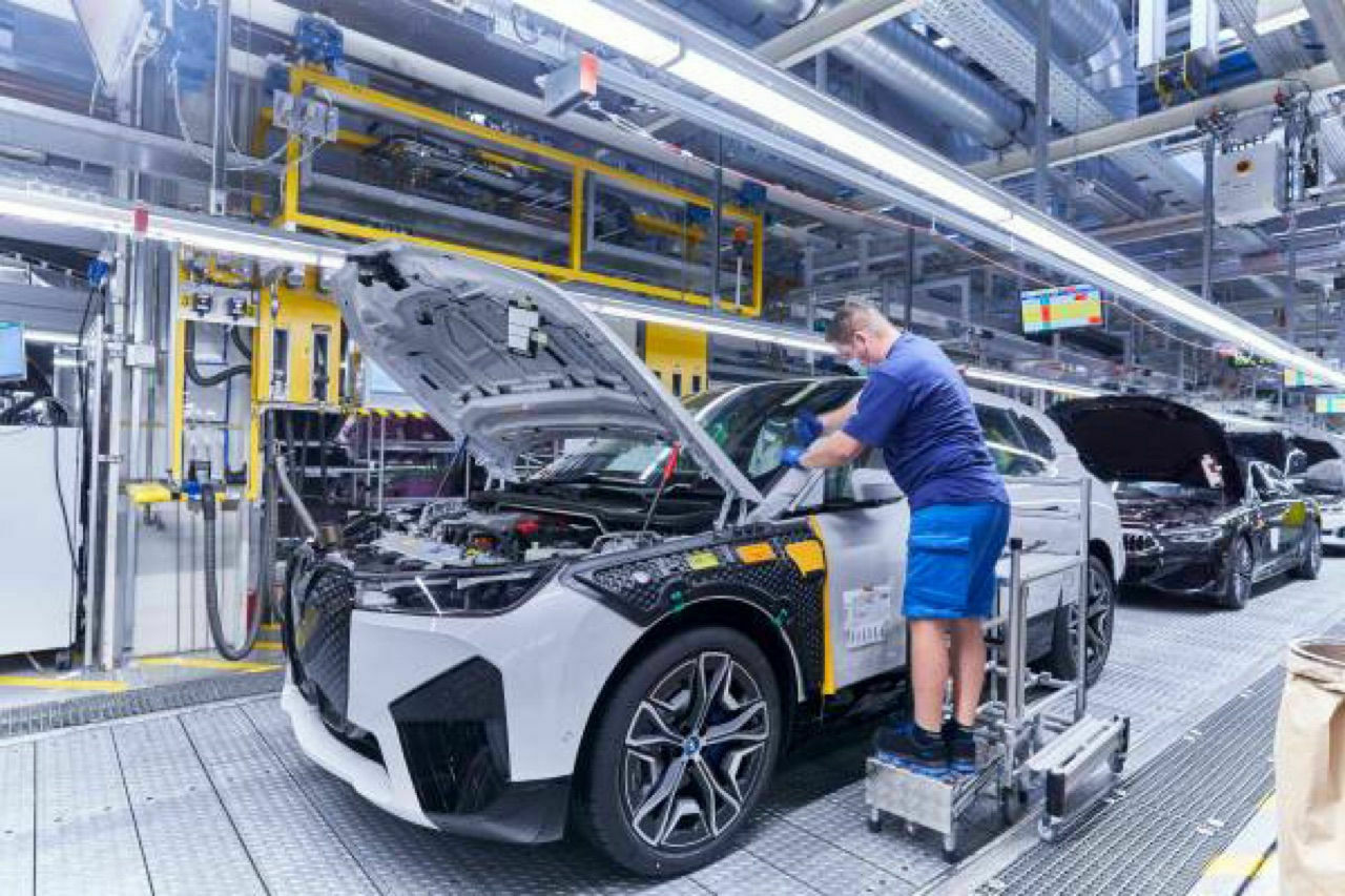 Diskussion zum BMW iX / i Next
