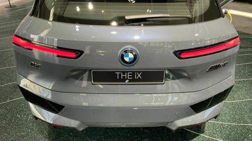 BMW iX M60