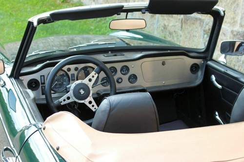 Tr6-armaturenbrett-adelberg