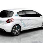 Peugeot-208-hybrid-air-concept-heck