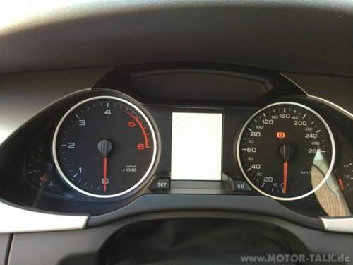 Kombi Display Weiss