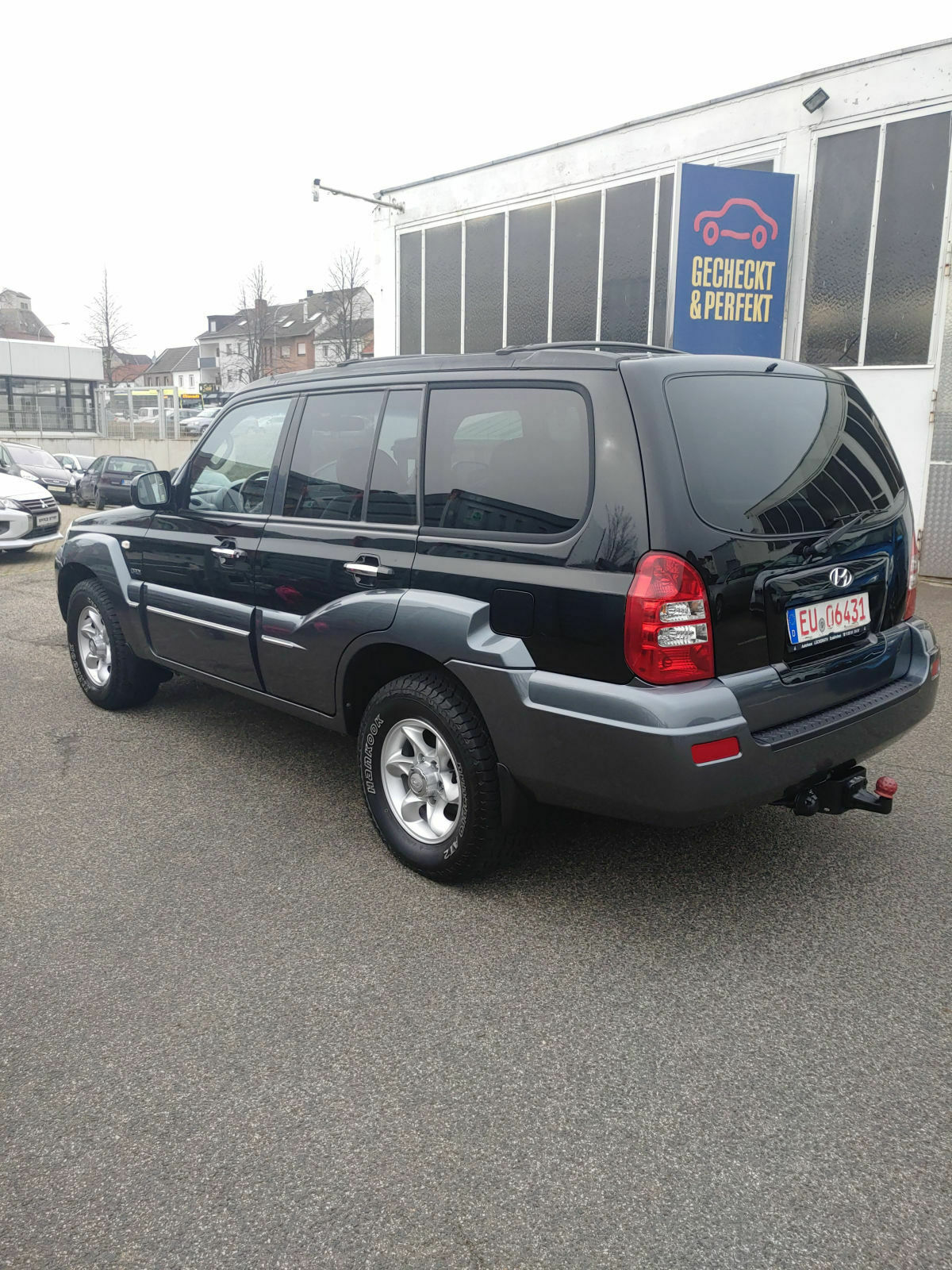 Dodge nitro oder Volvo XC90? ( oder ähnliches...)