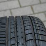 Nagelneu und ungefahren