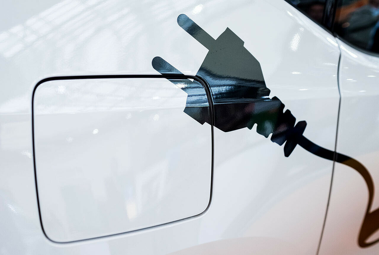 Zwei Drittel der Anträge auf die Kaufprämie für Elektroautos entfiel tatsächlich auf reine E-Mobile, der Rest auf Plug-in-Hybride