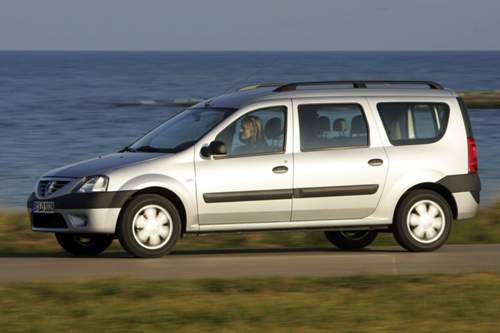Der Dacia Logan debütierte als Kompakt-Limousine. Der wirtschaftliche Erfolg kam im Kombi-Markt Deutschland ab 2007 mit dem abgebildeten MCV (Symbolbild)