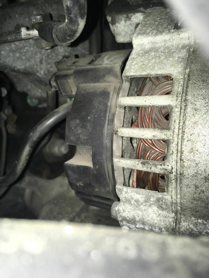 Dringend - LiMa Regler am 2.8 V6 tauschen