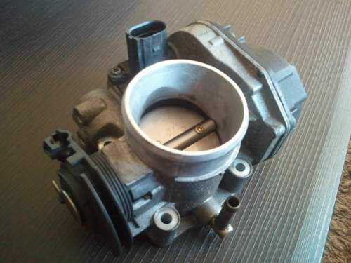 Elektronische Drosselklappe Für VW Bora 1.6 16V FSI – 06A133062BJ, SKV 12SKV124, 3-polig
