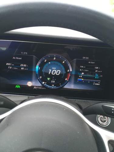 100