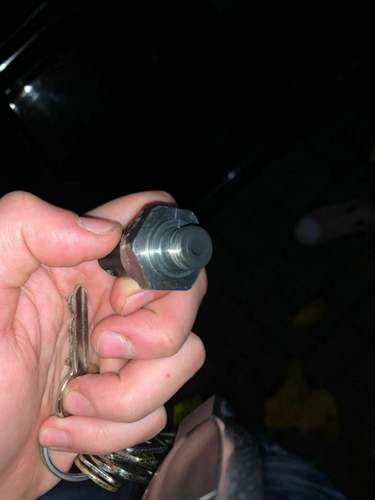 Das ist der alte B60 abgasgegendruck Sensor, ist das normal das der so aussieht?.jpg