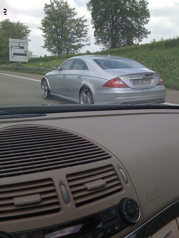 E 63 AMG auf der Autobahn