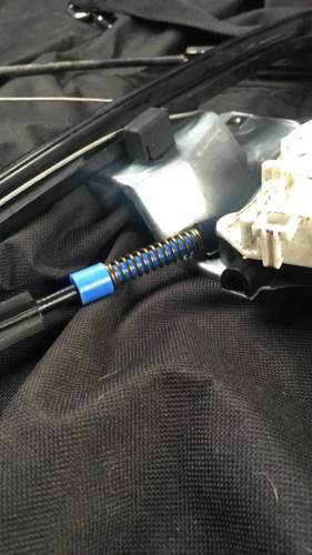 Fuehrungsstift mit Feder.jpg