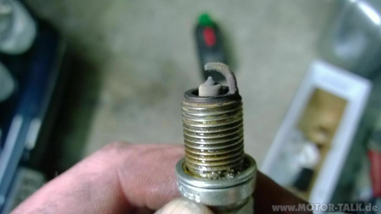 E240 klackert bei Standgas