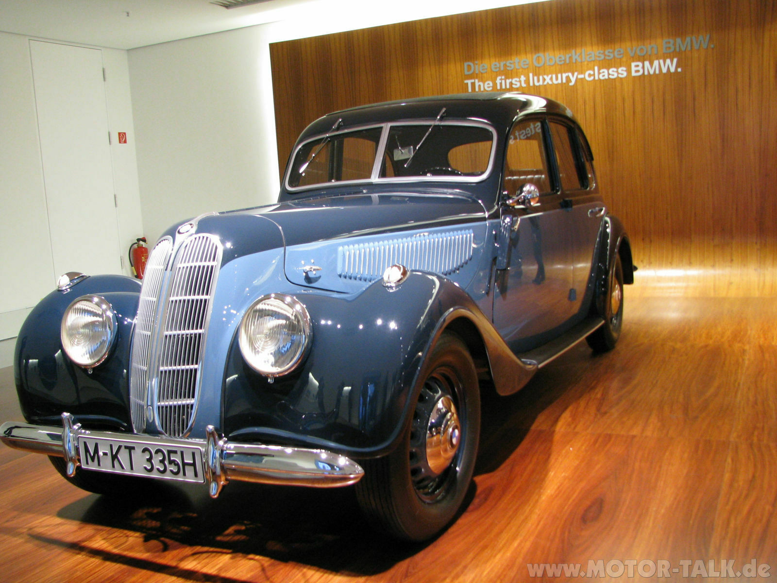 E9X User treffen in der BMW Welt 28.11.09