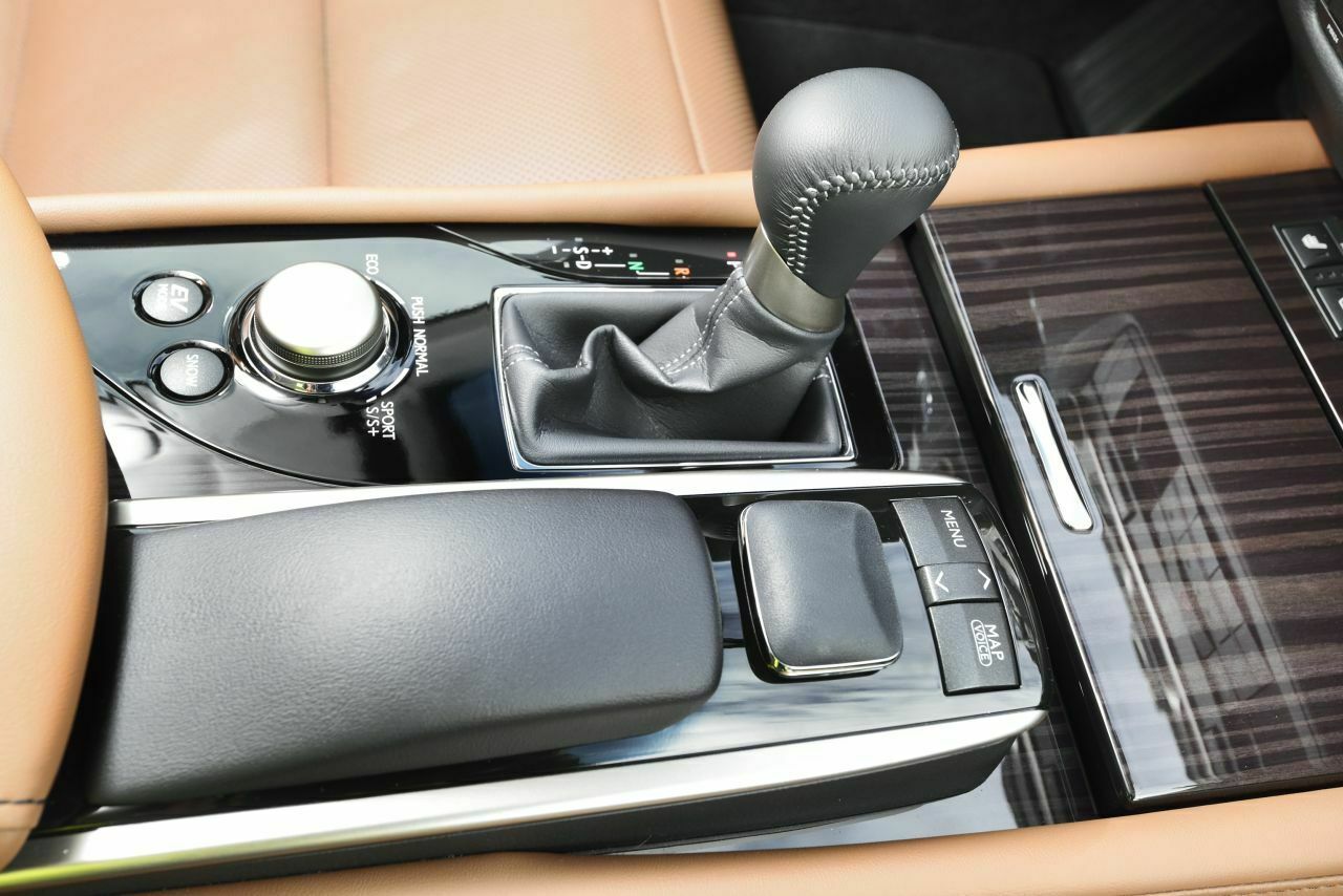 Lexus GS 300h