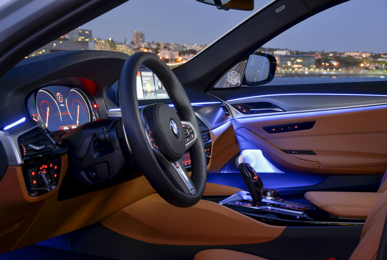 Edel und digital: BMW tut viel für den Innenraum und das Infotainment. Nur beim Platz bleibt der 5er leider der Alte
