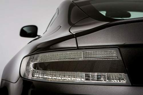 Der neuen Lack "Ceramic Grey Metallic" ist eher schwarz als grau.