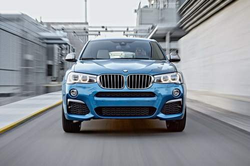Bei 250 km/h macht die Elektronik des BMW X4 M40i der Beschleunigung ein Ende