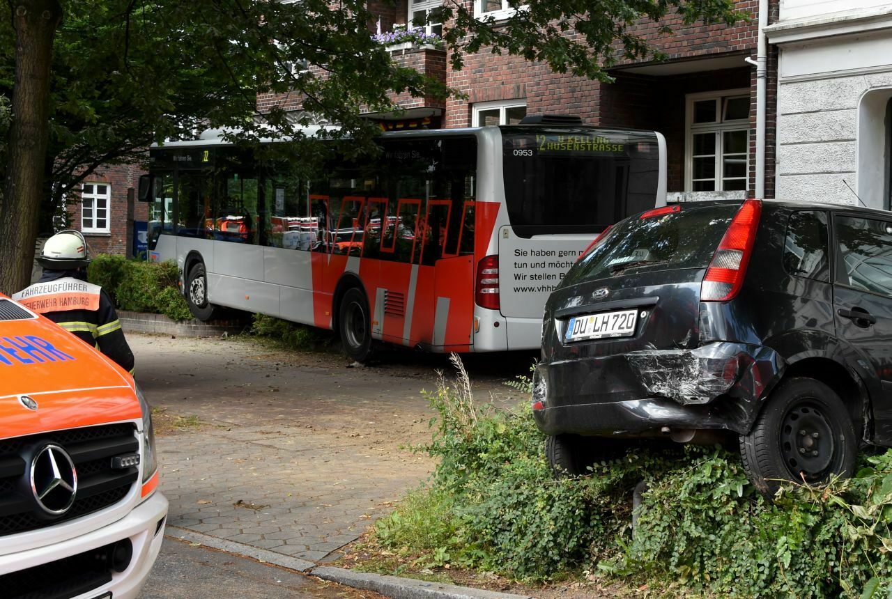Busunglück in Hamburg-Eppendorf
