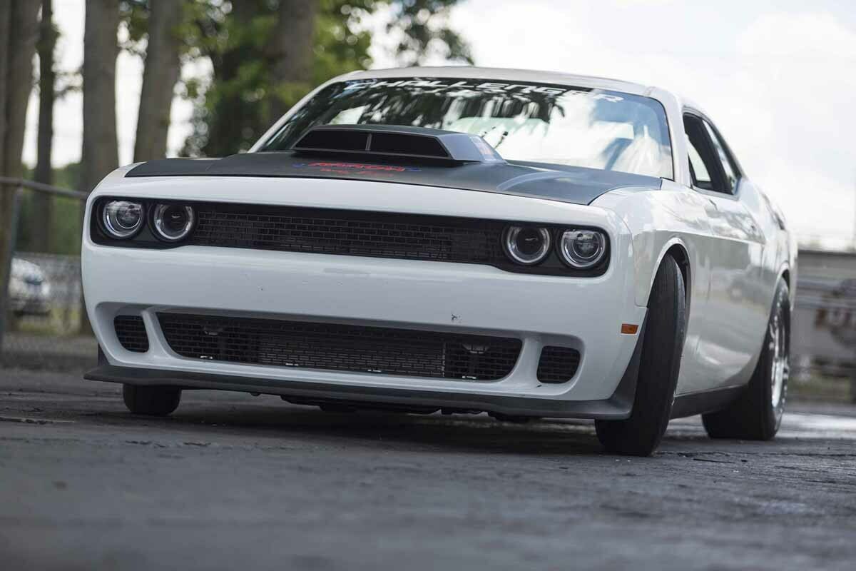 Schmale Slicks vorn, sieben Liter unter der Haube: Dodge zeigt den Dragstrip-Challenger