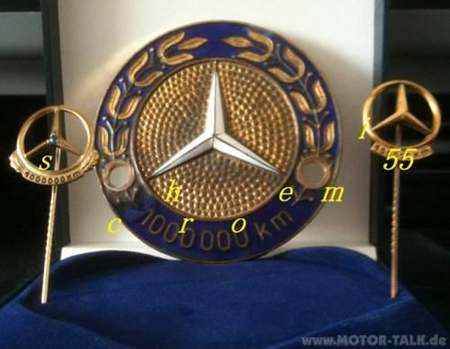 Plakette-anstecknadel-1-000000km-signe