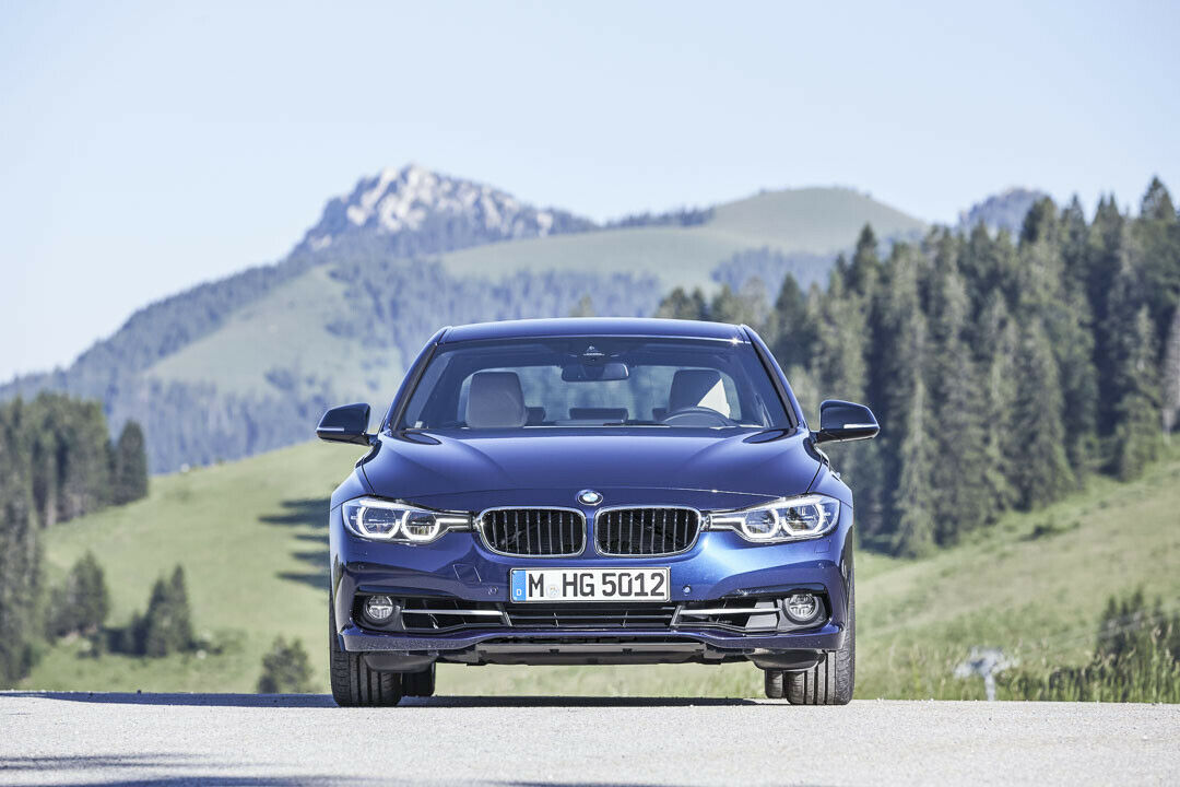 BMW 3er (F30) Facelift 2015 - Front