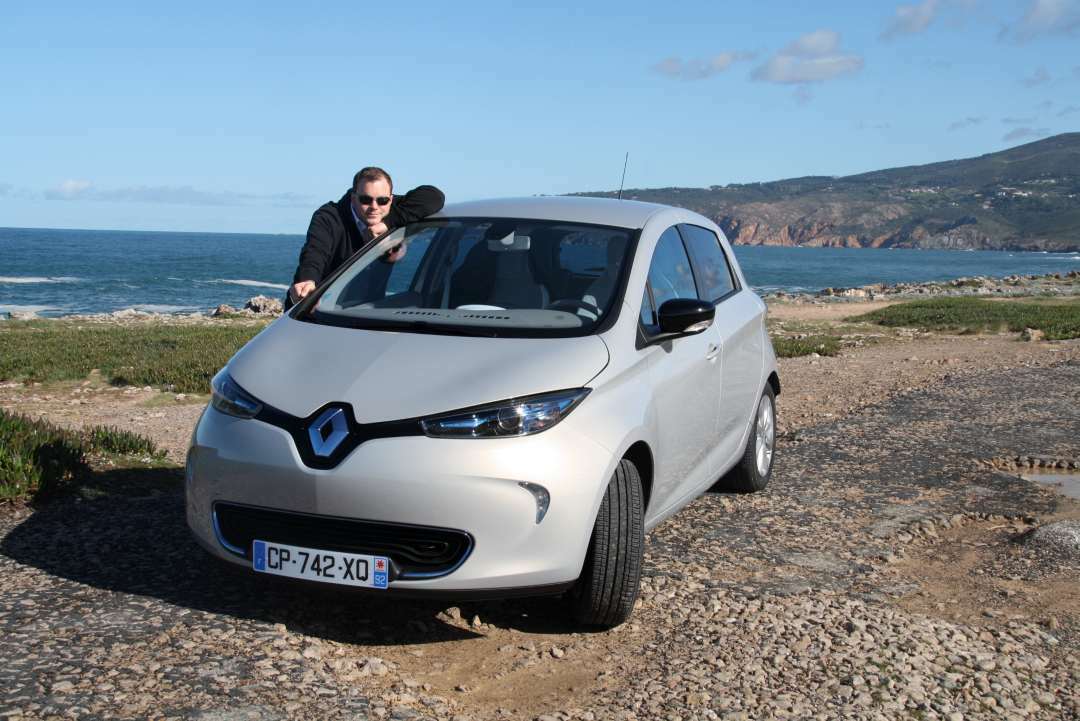 Renaults Zoe löst nicht alle Probleme, und rettet auch nicht die Welt. Er ist aber alltagstauglicher und erschwinglicher als alle bisher vorgestellten Elektroautos.