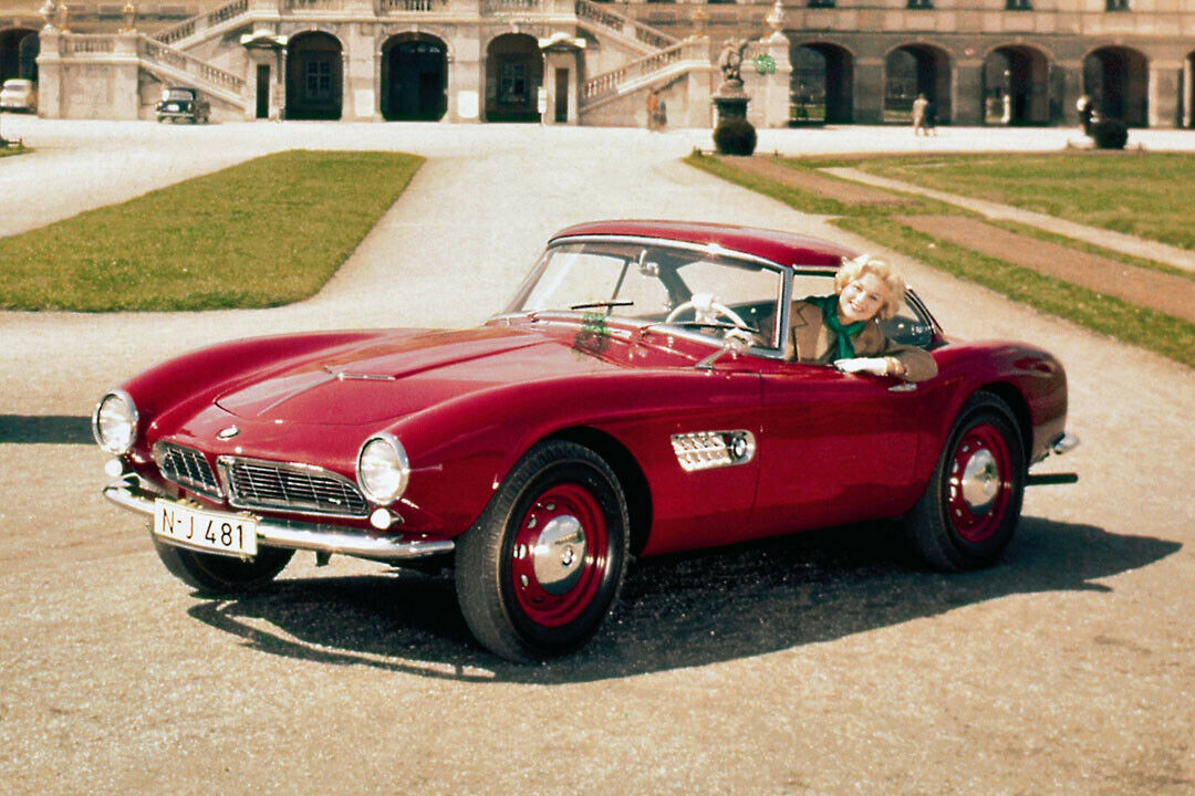 BMW 507 vor dem Schloss Nymphenburg