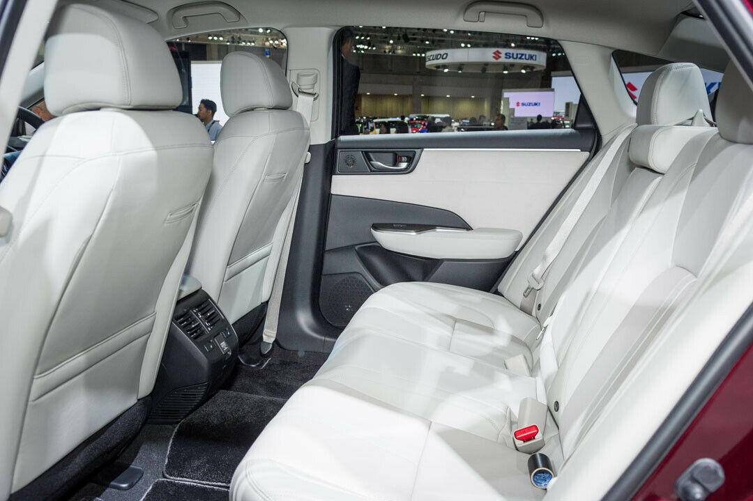 Deutlich mehr Platz, als im Vorgänger: Honda Clarity 2016
