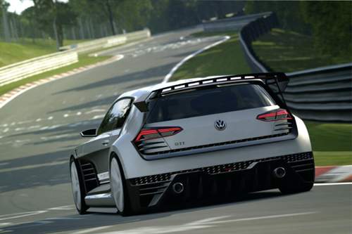 Neue Anbauteile, ein Heckspoiler sowie ein größerer Motor lassen den Golf GTI zum VW Supersport Vision Gran Turismo werden