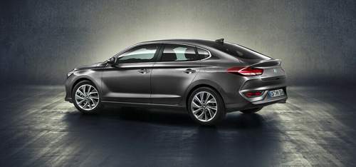 I30-fastback-galerie-02